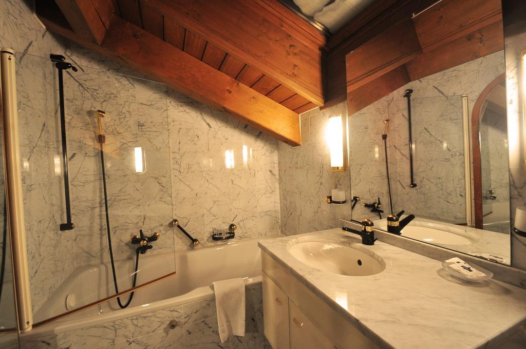 Haus Tiefbach - Apartment Cervino Zermatt Dış mekan fotoğraf