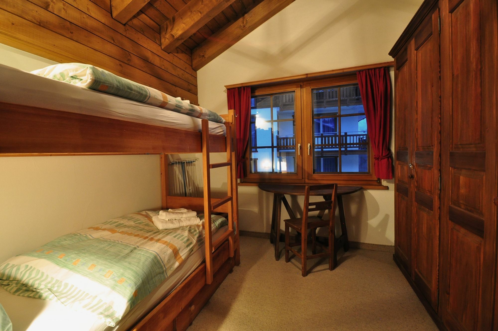 Haus Tiefbach - Apartment Cervino Zermatt Dış mekan fotoğraf