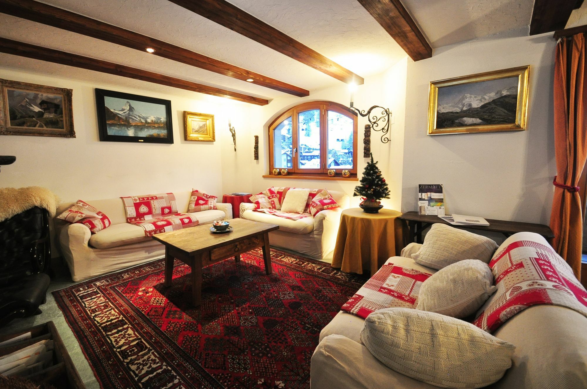 Haus Tiefbach - Apartment Cervino Zermatt Dış mekan fotoğraf
